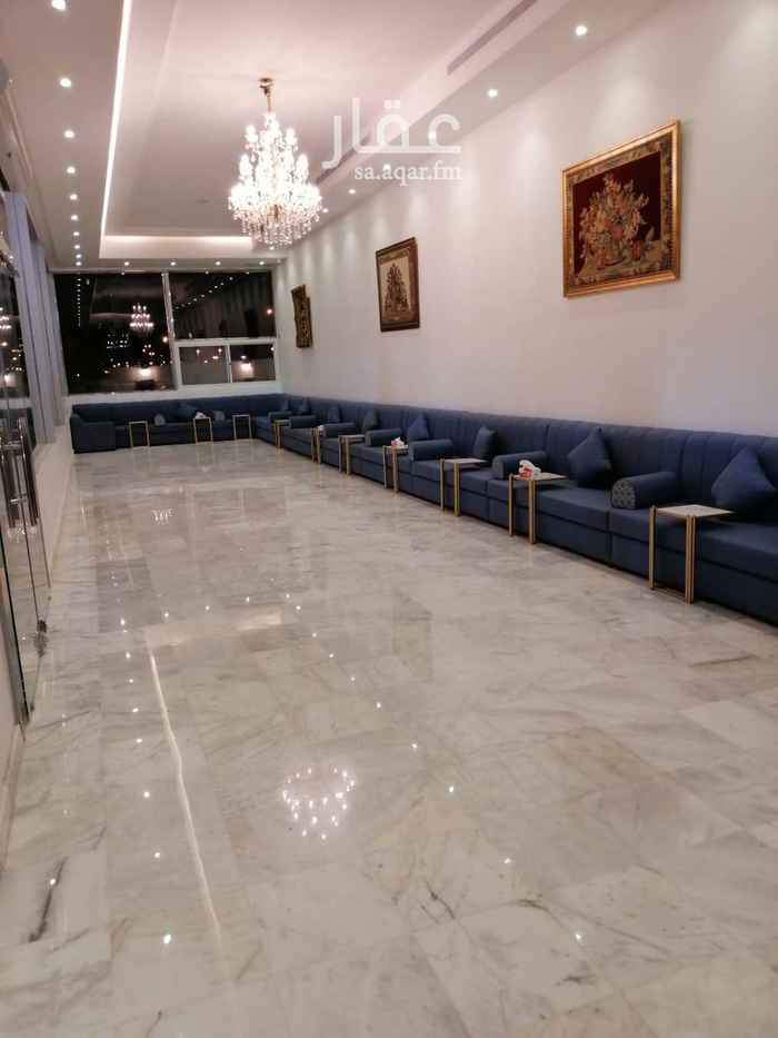 1600267 ...
*استراحة حدائق القصر*
عالم من الرفاهية والجمال، تتميز بجلساتها المتنوعة المطلة على الحدائق الخضراء والمحيطة بالمسبح، والمجهزة بكافة وسائل الترفيه للعوائل والاطفال.
*مواصفاتها:*
• مجلسين رجال
مجلسين نساء •
• طاولات طعام خارجية تتسع لـ٤٠ شخص باطلالة على الحديقة.
• ثلاثة غرف نوم باحدث الاثاث الفندقي والديكورات مع دورات مياه.
• مطبخ امريكي مجهز بالكامل.
• دورات مياه خارجية.
مطبخ خارجي للرجال
مسبح بطول 10م بعمق 3متر
•