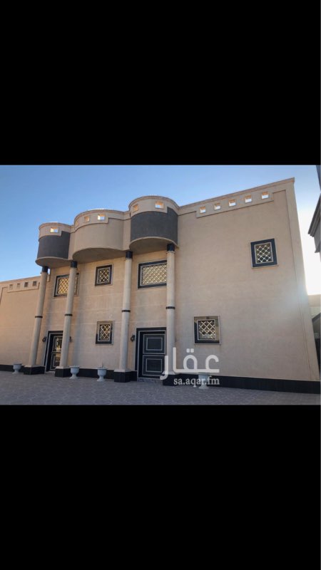 1498818 قصر فاخر بحي الماسيه مقابل العثيم والبيك
مكون من حوش وحدايق وخيمه ومجالس خارجيه مع دورات المياه ومسبح مفلتر بمساحه كبيره
مجلسين داخليات ومقلط وصاله وصالة طعام وجناحين رئسيات بدورات المياه وغرفة غسيل وغرفة العاب للأطفال ودورتين مياه خارجيات
العلوي بوفيه و٤ اجنحه رئيسيه كل جناح بدورة مياه
الموقع / حي الماسيه
المساحه /٢٠٠٠ م
السعر / مليونين و٩٠٠ الف صافي
مكتب ابن عيد للتسويق العقاري
٠١٦٣٦٤٩٣٤٤ -٠٥٠٦١٦١٠٠٤
القصيم - عنيزه - طريق المدينه مقابل سوق الخضار المركزي