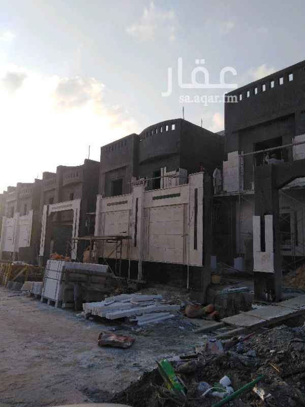 1295763 دبلكس منفصل في حي الندى الشمالي شغل ممتاز السعر مليون و100 الف ريال وكل الضمانات موجوده