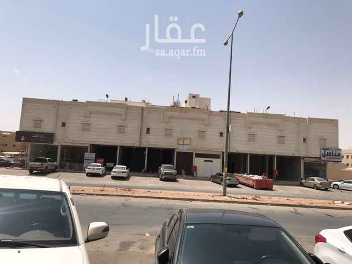 1622113 اربع محلات للايجار موقع حيوي متحرك محاط بمجموعه كبيرة من الشقق المفروشة