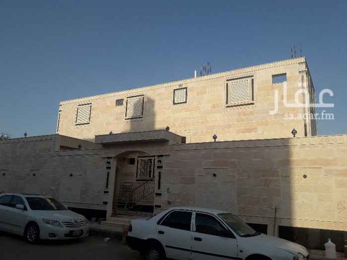 1118048 عماره في مخطط بن محفوض العزيزيه مساحه ٦٥٠م ٧غرف صاله ٥حمام مسبح صغير ومسبح كبير العماره علي الشرط مطلوب مليون و٢٠٠الف جوال ٠٥٠٦٣١٠٧٤٩