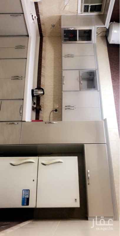 1538464 شقه مفروشه للايجار الشهري جديده تتكون من صاله ومطبخ وغرفة نوم وغرفة اطفال ومجلس رجال و2 دورات مياه
السعر 5500 شامل الماء والغاز
فاتورة الكهرباء على المستاجر