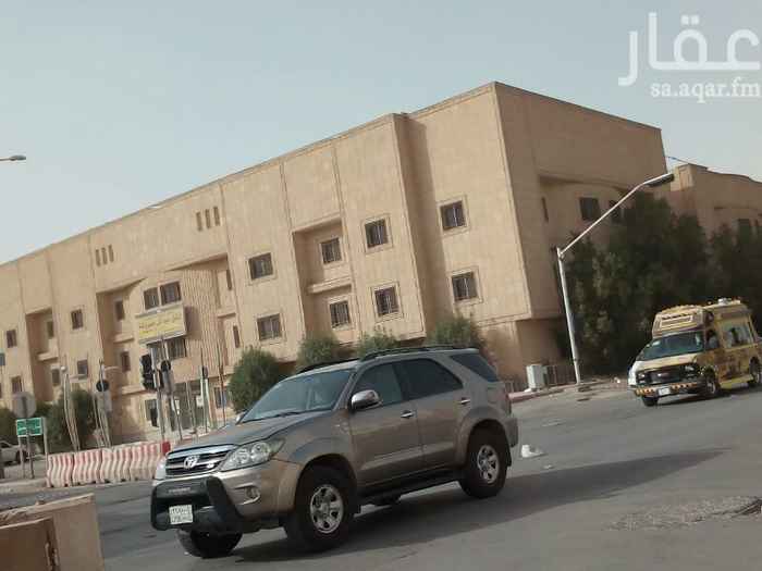 1613035 ثلاثه غرفه نوم وصاله حمامين مطبخ راكب مكيفات راكبه نظيفه جدا عامل نظافه للعماره في الأسبوع مرتين ينظف العامل عوايل 108