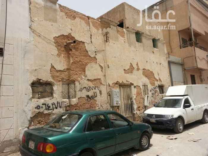 1101447 بيت طين للإجار او للبيع يحتاج هدم وبناء