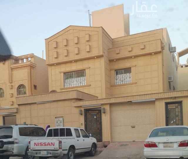 1747746 فلا للبيع حي الخليج مكون من دور ارضي وا دور علوي وا شقه في السطح الفله حره يقبلها أي بنك
