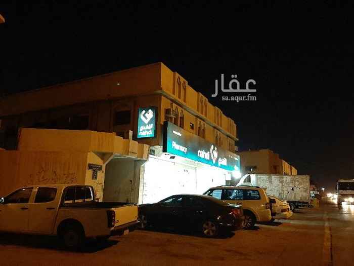 1637882 عمارة على طريق العزيزية العام
المساحه ١٠٥٠م
شارع ٦٠ شرقيه
٤ محلات مؤجرة صيدلية النهدي
٧ غرف عزاب
٣ شقق
الإيجارات قديمه وضعيييفه
العقار يقيم بسعر الأرض
البيع على السوم