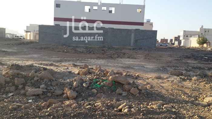 1725106 سكني تجاري
المساحه ٦٠٠ م٢
عرض الشارع أربعين متر
شمالا: قطعه رقم ١٩٥٣. بطول ٢٠ متر
جنوبا : شارع عرض ٤٠ م٢ بطول ٢٠ متر
شرقا : قطعه رقم ١٩٥٢. بطول ٣٠ متر
غربا : قطعه رقم ١٩٥٦. بطول ٣٠ متر
ثم انشاء مخطط البناء
رقم التواصل :0506499084