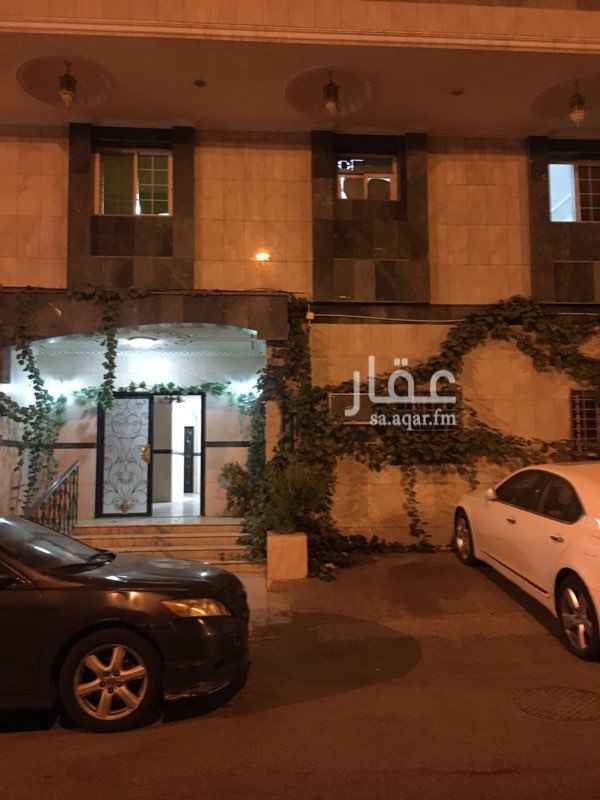 958197 فيلا مع السطح في الدور الرابع للإيجار سوبر ديلوكس
جديدة لم تسكن
مؤثثة بالكامل - أثاث فخم ومن شركات و ماركات عالمية
تسع غرف ومطبخ وثلاث صالات وأربع حمامات
وحمام سونه
التكييف مركزي
السعر ثابت
للتواصل : ٠٥٠٦٥٣١٠٥٦