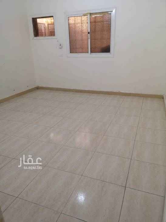 1761920 شقه للأجار ثلاث غرف وصاله ومطبخ وحمامين
