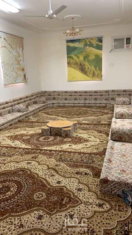 1661504 شقه موثث ونظيفه
غرفتين نوم ومجلس رجال ونساء ومقلط وصاله جلوس ومطبخ متكامل وثلاث دورات مياه دور ثاني كهرب مستقل وخزان مستقل سطح خاص والخدمات قريبه