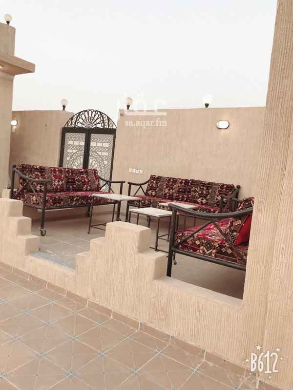 1207911 الفخامة والنظافة والسعر المناسب...للعائلات فقط..(ايجار يومــــــــي).....
مجلس كنب كبير.
مجلس كنب استقبال.
مجلس عربي.
دورتين مياه.
مراوش.
جلسة بدكه خارجية.
مسبح كبير
شواية كبيره من طوب حراري مع حفرة مندي
جلسة رجال خارجيه
لتواصل جوال (0506636369) او بالواتس
الموقع جده. غرب جامعه الاعمال والتكنلوجيا UBT
شارع الحزم. خلف تموينات خليج سلمان