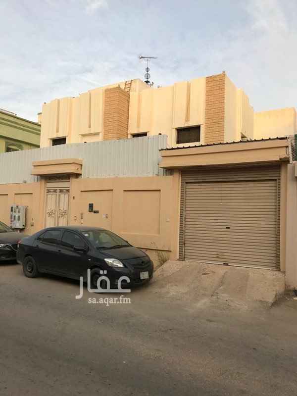 1582138 فله سكنيه بحي السويدي الزهره
قديمه مرممه
المساحه500 م
شارع 12 جنوبي
مكونه من دور ارضي + 3 شقق
الدور مكون من مجلس ومقلط وصاله كبيره و3غرف وحماميين ومطبخ
الشقق كل شقه مكونه من 3غرف وحماميين ومطبخ
الحد 700.000