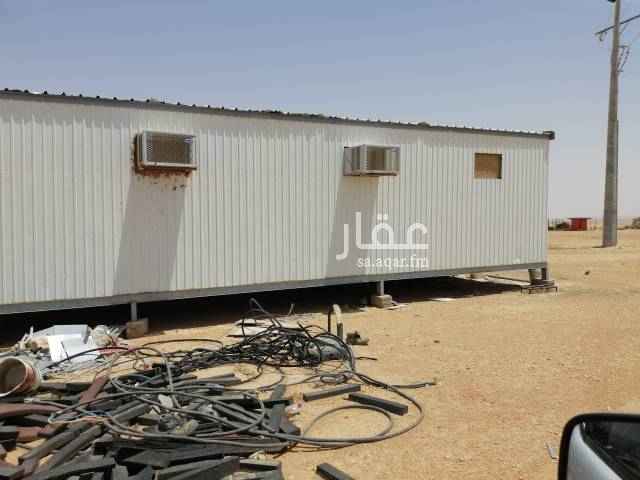 1581265 يوجد بركس مستعمل مدخلين 12 متر تقريبا للبيع