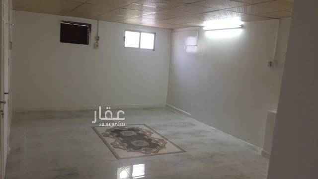 1547585 دور 3 مداخل غرف واسعة مجدد قريب من جميع الخدمات الإيجار شهري