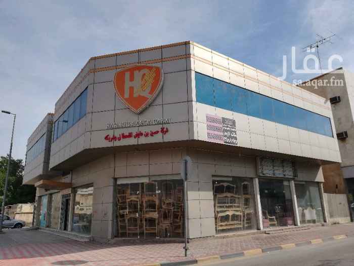 1268452 مكتب للايجار علي شارع الملك فهد امام قصر الكويت للاثاث مساحة 150 متر للاستفسار 0506806668