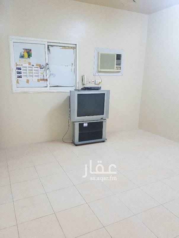 1694039 سويت عوايل للايجار في الدمام حى بدر مخطط ٩١ / أ
يتكون من ( غرفه + مطبخ مع دولاب + حمام )
عداد كهرباء مستقل
يوجد فى الغرفه ( مكيف + تلفزيون + رسيفر )
الايجار السنوى 8000 الاف ريال دفعتين كل ٦ شهور
تقع خلف بنك الراجحي قريبه من الشارع التجارى والمحلات التجاريه
///////////////////////_/////////
مكتب العيسي للعقارات / حى بدر
ج /0506847873 ابو محمد