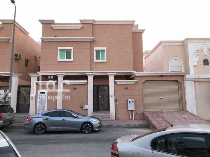 1657312 للايجار دور ارضي مجدد في دبلكس دورين الاول مؤجر حي الشاطئ الغربي مجاور السادس بالدمام مكون من :-
مدخلين ومجلس وصاله كبيره (6+8م) و4غرف نوم ماستر (5+5م) ومطبخين راكبه داخلي و خارجي وغرفه خادمه مع حمام وغرفه سائق مع حمام وكراج سياره وحوش .
ايجار سنوي (55) الف ريال (دفعتين ) (50) الف دفعه واحده .