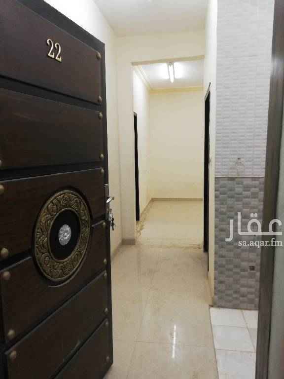 1553775 غرفه وصاله ومطبخ ودوره مياه مكيفات ومطبخ راكب الاجار ١٠٠٠ شهريا
شامل الكهرباء والمويا