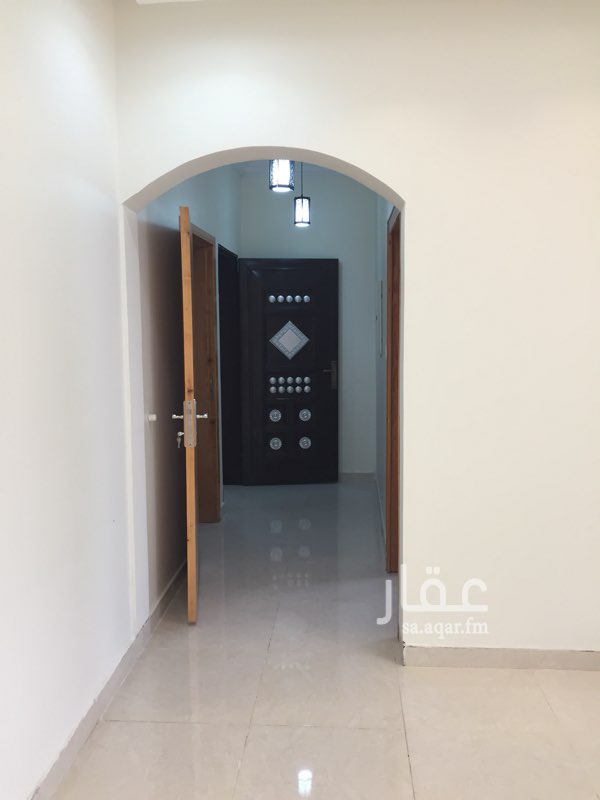 1354388 للإيجار شقة عوائل
3 غرف و صالة و مطبخ و 2 دورة مياه
مدخلين
الدور الاول
دولاب المطبخ راكب
الموقع بالقرب من ممشاء المحالة
ومقابل جامعة الملك خالد السنه التحظيريه