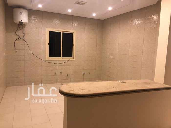 1219523 -مطبخ ومكيفات غير راكبه-مدخل مع شقه في السطح