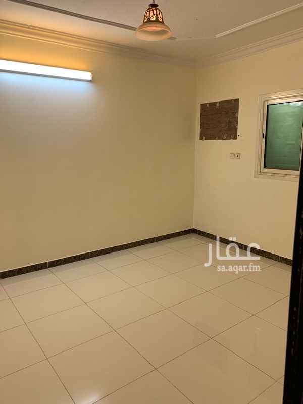 1584574 ش شقة ثلاث غرف وصاله
مطبخ راكب
ب ٢٢ الف دفعتين ٥٠٠ ماء لمدة سنه
كهرباء عداد مستقل