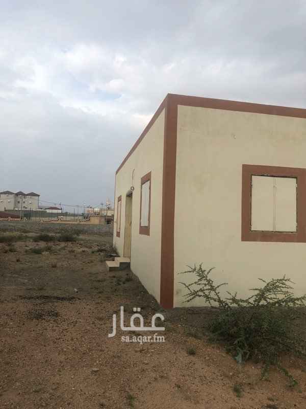 1682179 بيت في ارضيه مساحة الارضيه 5000
يصلح البيت للشباب كاستراحه