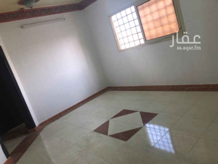 1291824 اربع غرف وصاله ومدخلين رجال ونساء. وسطح كبير خاص للشقه. وطاقه الصاله تفتح على السطح. وغرفه مشاءلله كبار اقل مقاس فيه 5*4.5 الدفع شهري. بشرط دفعه اول شهرين مقدم. عداد كهرب خاص والله الموافق. للتواصل
0535558023. الموقع. شارع الشفاء تقاطع الطايف.