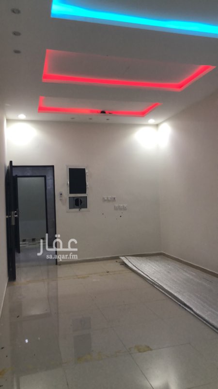 1270430 غرفه مساحة 6/4 مكيف اسبيلت راكب+ مطبخ راكب + دورة مياه شامل الكهرباء والموية