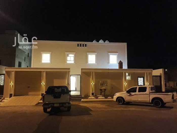 1665210 للبيع عماره مكونه من دور وشقتين بمخطط الحرمين المحاله
الدور مكون من ٦ غرف وصاله و٤ دورات مياه ومطبخ ومستودع
مشب خارجي
غرفه حارس
حوش كبير
كل شقه مكونه من : ٤غرف وصاله و٣ دوراه مياه ومطبخ
مساحه الارض ٦٠٠ م
مساحه البناء ٧٠٠ م
شارع ٥٠ م