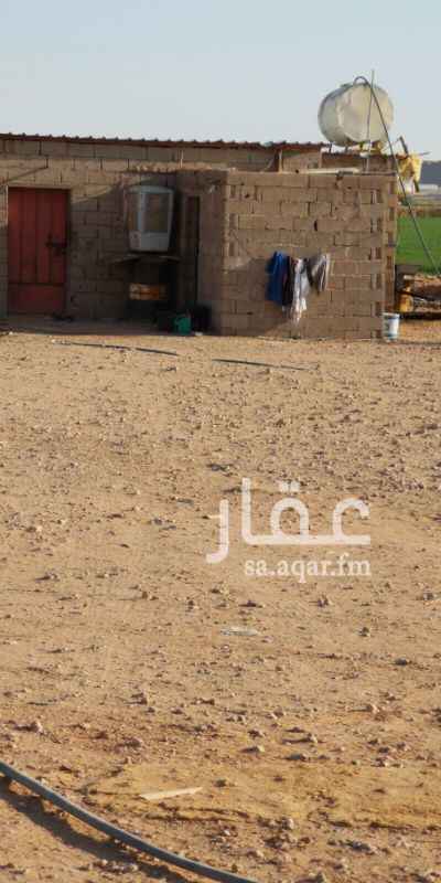 1115796 يوجد به سكان عمال؛ ورشاش؛ بيوت محميه؛ وخزان مبروم؛ والان قايمه