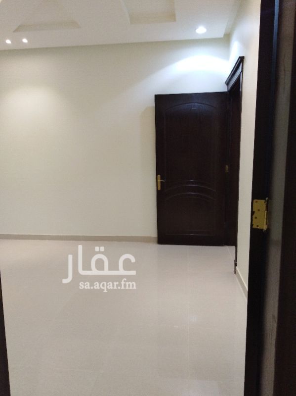فيلا للبيع فى شارع المجد ، حي ظهرة لبن ، الرياض صورة 5