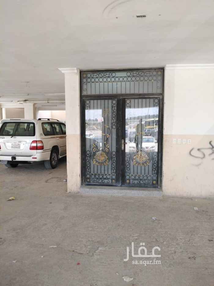 1676115 يوجد شقه للايجار بحي الضباب غرفتين وصاله ومطبخ وحمام ومدخل سياره وتكييف ب 1100ريال شهري
ويرجه التواصل مع الرقم 0507491000
