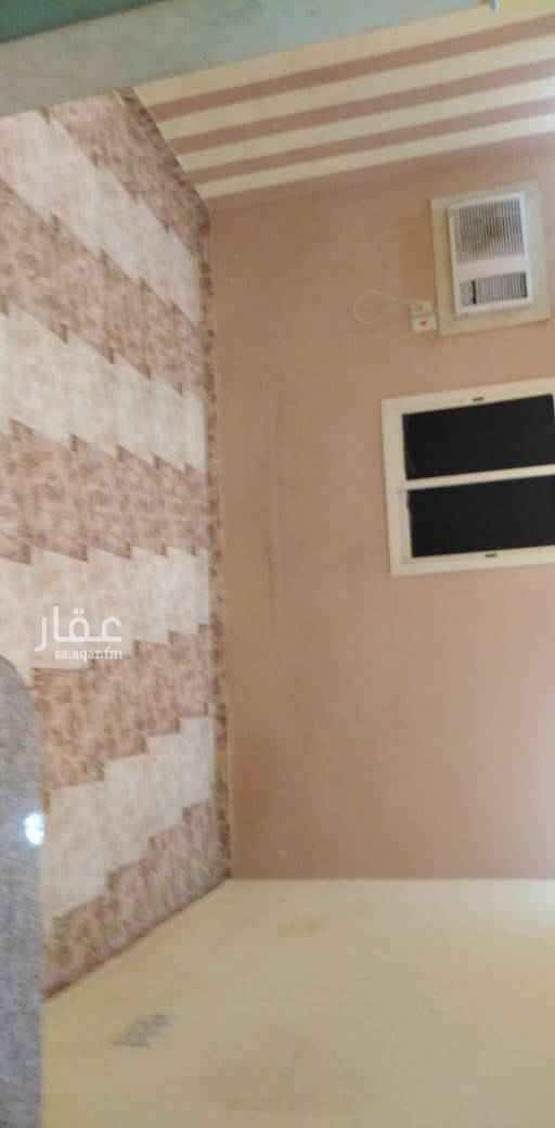 1690960 شقه للايجار غرفتين وصاله وحمام ومطبخ ب1500 شامل كهرب مويه تكييف ويرجه التواصل مع الرقم 0507491000