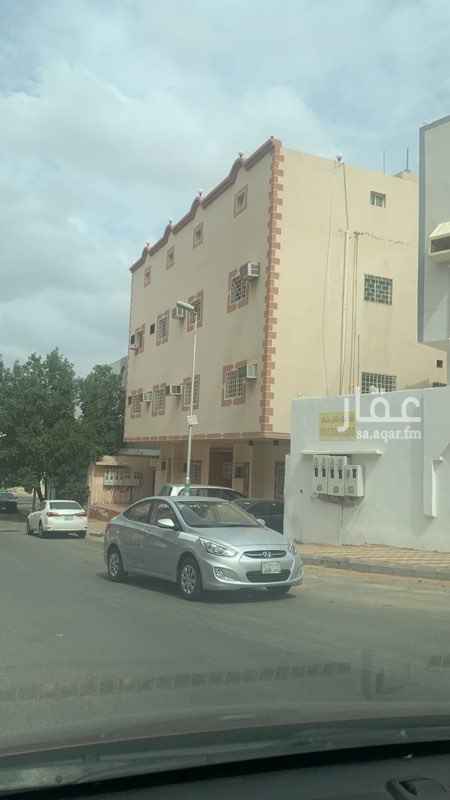 1406463 لقطة لقطة فرصة ذهبية
الموقع زهرة كدي
قريب من الحرم
يوجد لدينا عمارة للبيع مكونة من ٣ادوار. وملحق
مكونة من (٧)شقق
كل شقة من مطلوب
٤-غرف (مليونين وميتين)
١-صالة
١-مطبخ
٢-حمامين
———-
الملحق مكون من
١-غرفة نوم
١-صالة
١-مطبخ
١-حمام
سطح
المساحة (454)
عمر العقار (10)سنوات
يوجد ايضا
مكان المصعد مؤسس وجاهز باقي التركيب المصعد
جميع الخدامات موجودة
الكهرباء والماء
الياف بصرية
الصرف صحي
مطلوب فيها
(مليونين وميتن الف )
ابو فهد
0507366042
على الهاتف او الواتسااب
