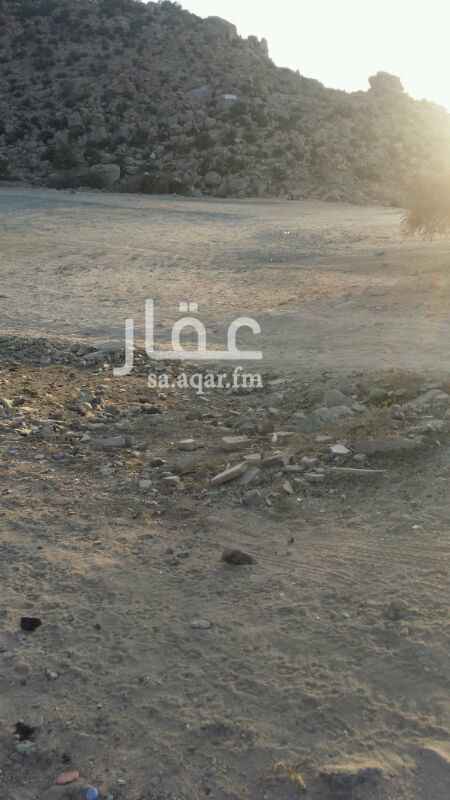 412672 يقع على دائري الهدا في موقع مميز واطلاله على جبل الكر
للتواصل 0507373205