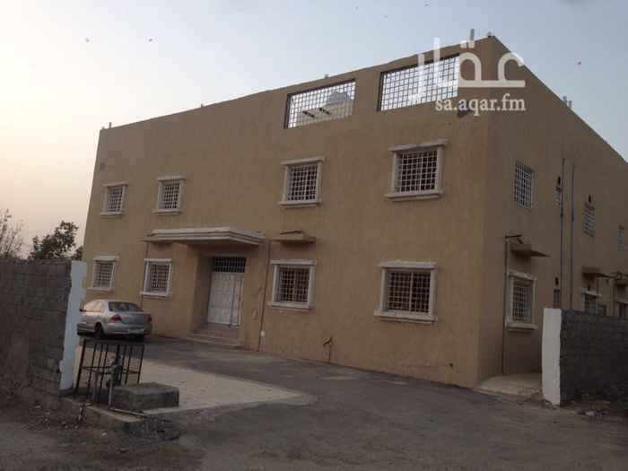 1050406 عمارة أربع شقق كبيره + حوش مواقف كبير (العماره للشركات)
للإيجار بالأجواد الشعبي
0507585800
من المالك مباشرة