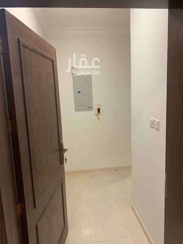 1735411 شقه ملحق فاخر وجديده
مكونن من ٣ غرف وصاله وحمامين ومطبخ ومستودع مدخل واحد
الدور الثاني اجار شهري ب١٤١٦ريال
كهرباء مستقل
ماء حلو