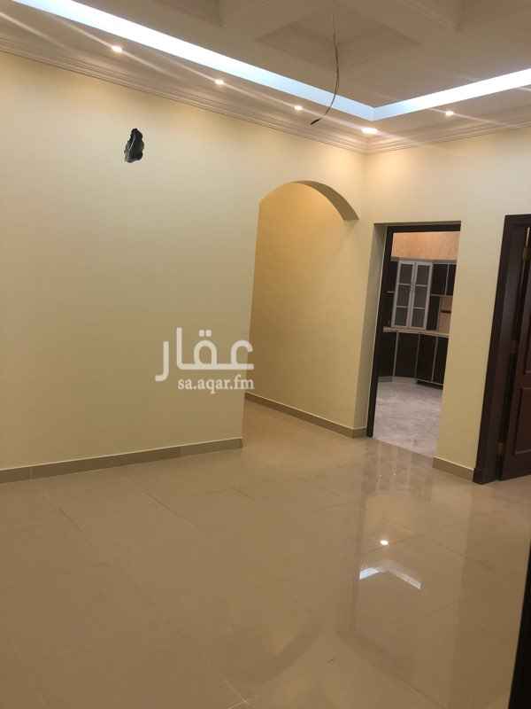 1589048 شقة عبارة عن مجلس ومقلط وصالة ومطبخ وغرفتين نوم ودورتي مياة، مدخلين
تتميز بأسقف جبسية ذات جودة