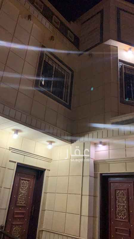 1691999 فيلا حي اليرموك الغربي
الوجهه حجر
المساحه 300 م
دور + دور + شقة
شارع 15 شمال
العمر 4 سنوات
الارضي ملحق ومجلس ومقلط وصاله و ثلاث غرف نوم + 3 دورات مياه وغرفه سائق.
الدور العلوي مجلس ومقلط وصاله وثلاث غرف نوم و 3 دورات مياه.
الشقه ثلاث غرف ومطبخ و 2 دورات مياه.
السعر مليون ريال.