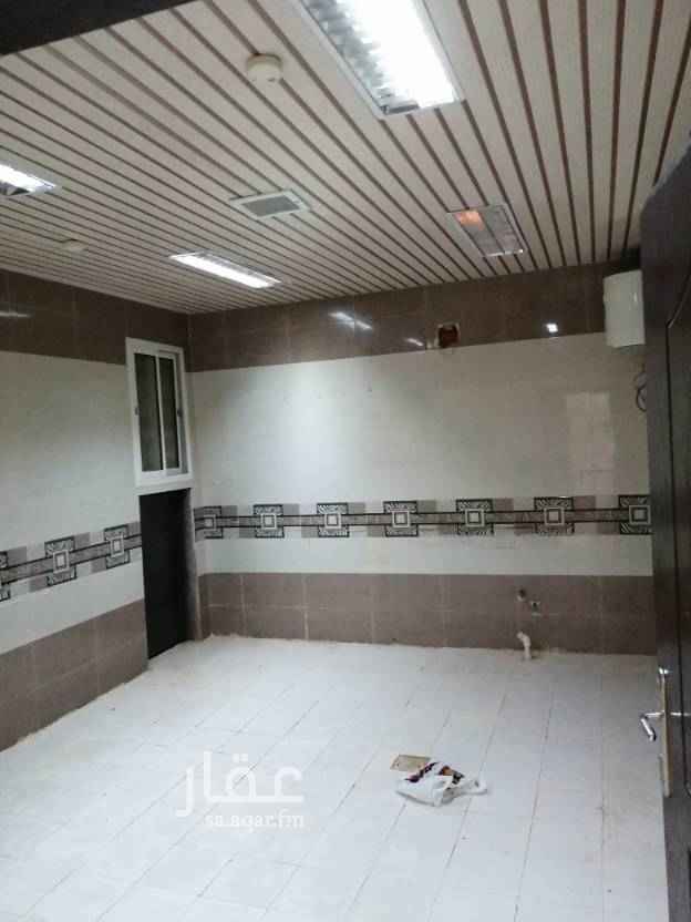 1743538 حوشوسع
مشب وسع
مجلس وسع
مقلط وسع
مجلس نساء
صاله
ثلاث غرف نوم واحد حمام ماستر
غرفه خادمه
اربع دورات مياه
مطبخ
شارع عشرين
قريب الخدمات
للمفاهمه الاتصال ابو عوض 0507708294