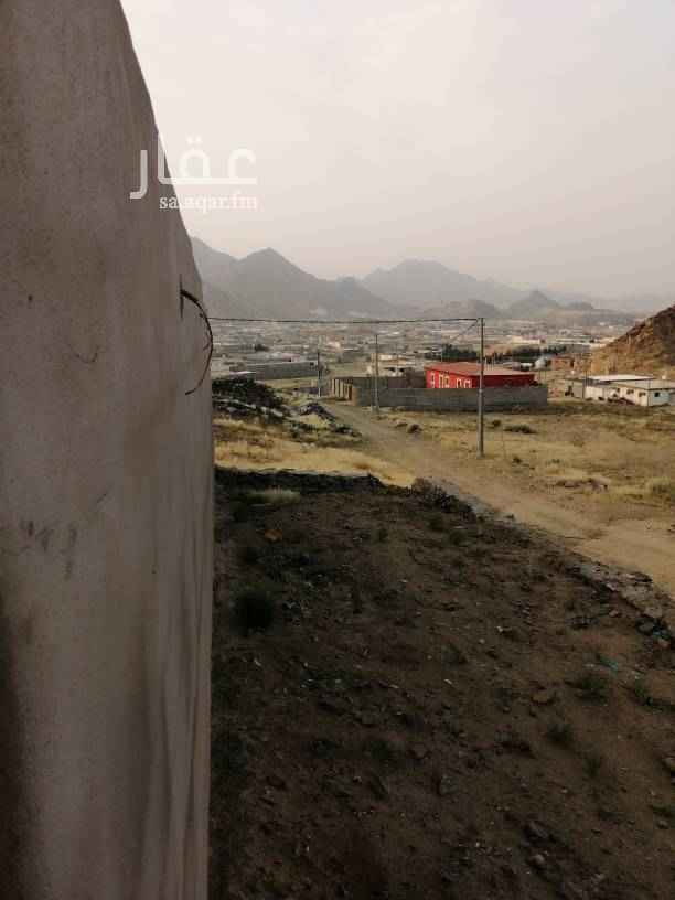 1401534 حوش واجهتين مسلكه كهرباء وسباكة تأسيس وبياره موضحة في الصور