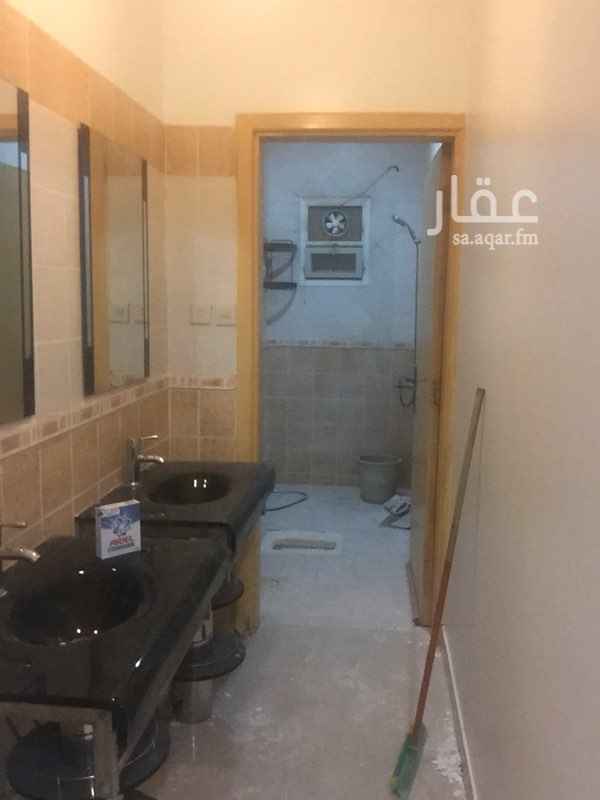 1559218 شقة للايجار ٤ غرف وصلا مكيفات مطبخ راكب متجددة
عمر العقار٣ سنوات