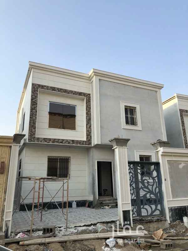 1527328 للبيع دور وملحق مستقل. ع مساحة ارض ٤٠٠ متر
الدور الارضي مكون من. ٦ غرف و٤ دورات مياة وصالة ومطبخ ومستودع
الملحق. مكون من غرفتين وصالة وبوفية. ودورة مياة. وغرفة غسيل ملابس والسطح
مع حوش مدخل للسيارة.
مخطط الراقي قريب من جميع الخدمات.
قريب من الممشاا ً خدمات كاملة متكاملة. صرف صحي. تحلية. مدارس. مسجد.
السعر. 900الف.