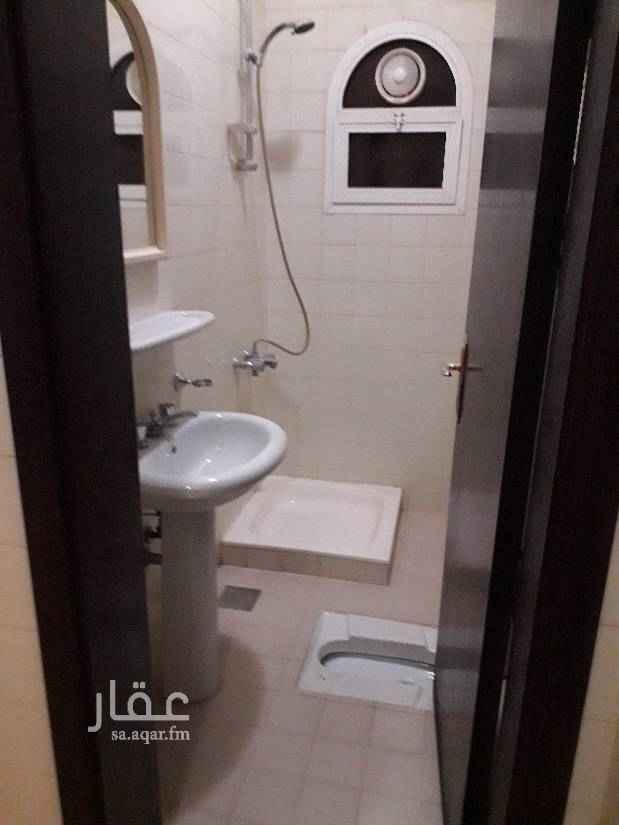 1440284 فيلا بحي الأندلس للايجار نظيفه الايجار كاش ٣٥٠٠٠ او ٤٠٠٠٠٠ دفعتين