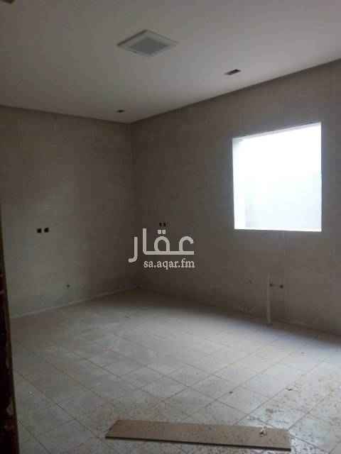 1458713 للبيع فيلا فاخره مودرن درج بالصالة و شقه حى الياسمين
مدخل سيارة و غرفه سائق ومجلس و مقلط وصاله ومطبخ
الدور الاول 4 غرف نوم وصاله وثلاث دورات مياه
الشقه مجلس وصاله ومطبخ و غرفتين نوم و دورتين مياه
المساحه 360م