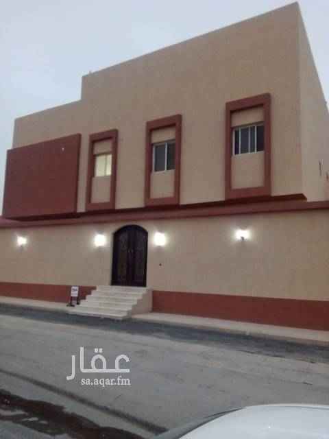 1579852 للبيع فيلا فاخره مودرن درج بالصالة و شقه دورين
حى الياسمين
زاويه شماليه شرقيه
مدخلين سيارة وغرفة سائق
مطبخ راكب مكيفات راكبه
مجلس وصاله ومطبخ و غرفه خادمه بدوره مياه
الدور الاول 4 غرف نوم وصاله وثلاث دورات مياه
الدور العلوى السطح
الشقه دورين مجلس وصاله ومطبخ
الدور العلوى 4 غرف نوم وصاله وثلاث دورات مياه
المساحه 374م
15م شرقى
15شمالي
السعر مليون وتسعمائة الف