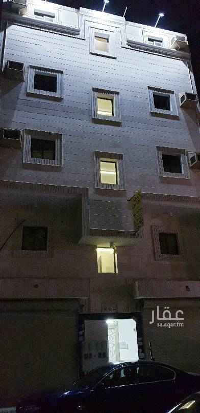 1727052 العماره جديده وتحتوى على ١٨ سويت
كل سويت يحتوي على غرفة وصاله ومطبخ منفصل ودوره مياه
مطبخ راكب + مكيف ١ + شامل الكهرباء والماء
تبدأ الاسعار الشهري من ١١٠٠ الى ١٢٥٠
