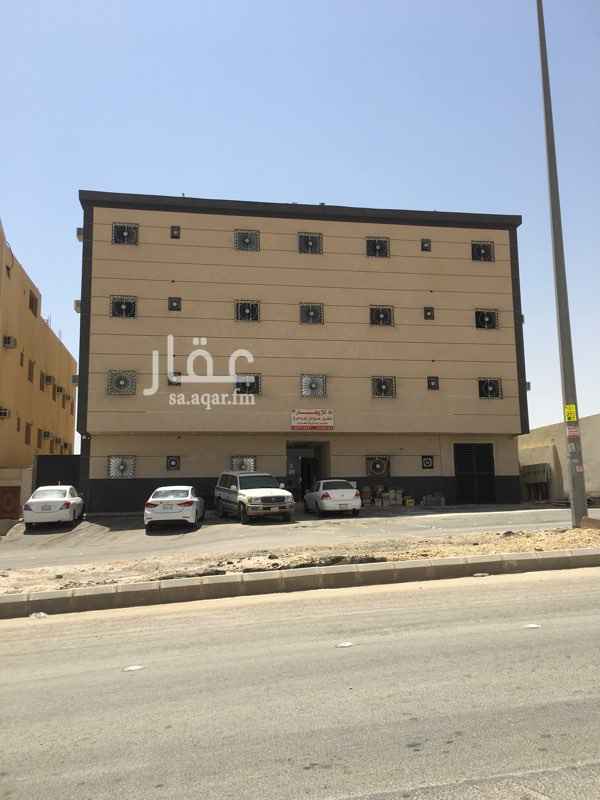 1695180 عمارة 750م شماليه مكونه من 17 شقه
دخلها 255 الف
البيع والحد 2 مليون ونص
