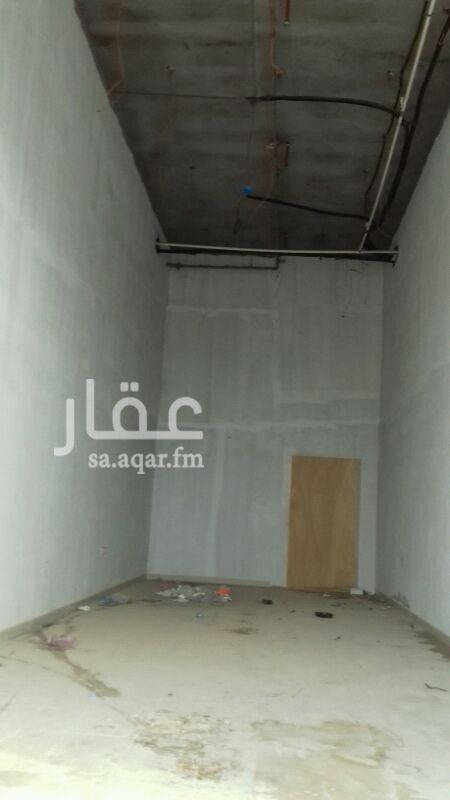 1377606 للأيجار معرض بحي غرناطه شارع الملك خالد قريب من جميع الطرق العامه موقع ممتاز مساحة المعرض 55 م .. للتواصل مكتب مشاريع وسط المدينه ابو عادل ..0508051382