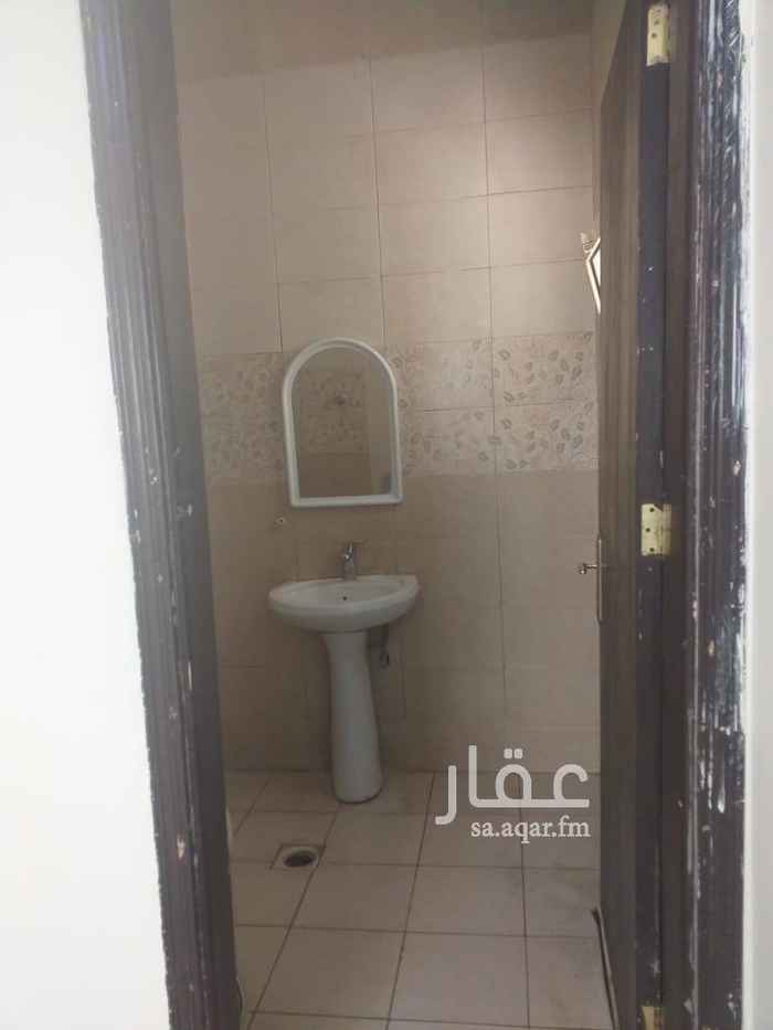 1688810 غرفه كبيره وحمام والغرفه بها مكيف اسبليت وجاهزه للسكن